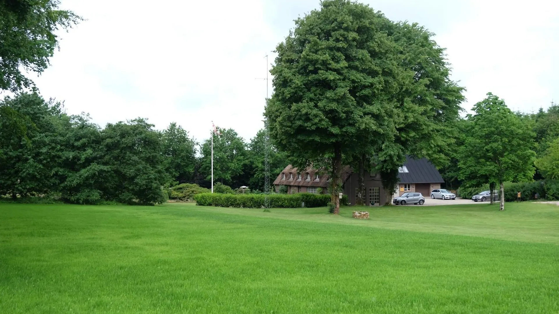 Billund Rooms 0*,