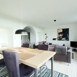 Allerup Gamle Skole Apartment